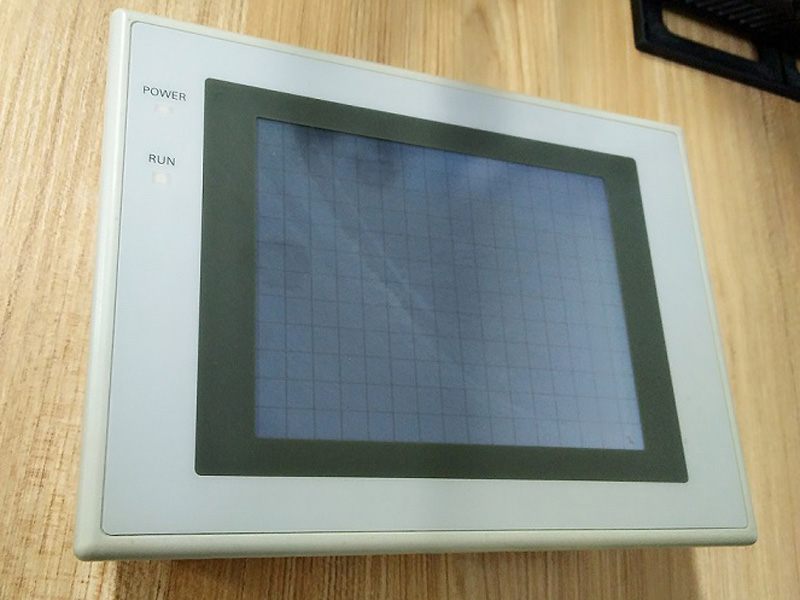 NT31-ST121-EV1 OMRON TOUCH SCREEN